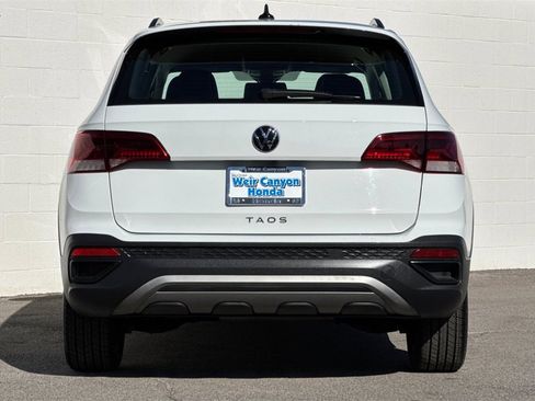 Used 2022 Volkswagen Taos S image 8