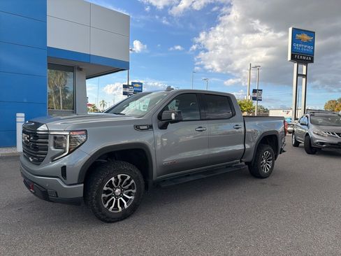 Certified 2023 GMC Sierra 1500 AT4 w/ Technology Package image 15