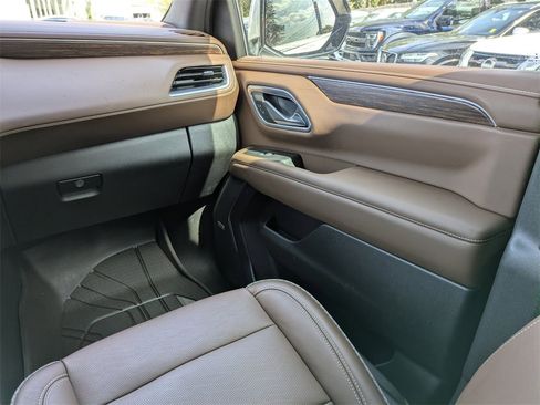 Used 2021 Chevrolet Tahoe High Country image 23