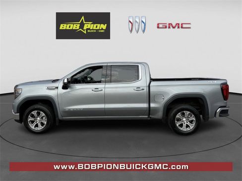 Certified 2025 GMC Sierra 1500 SLT image 3