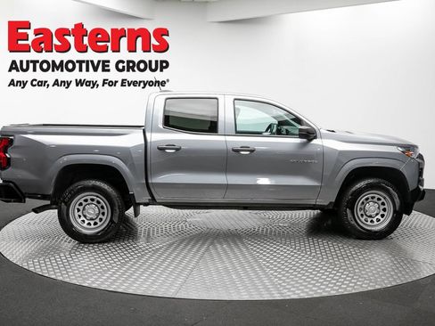 Used 2023 Chevrolet Colorado W/T RWD image 4