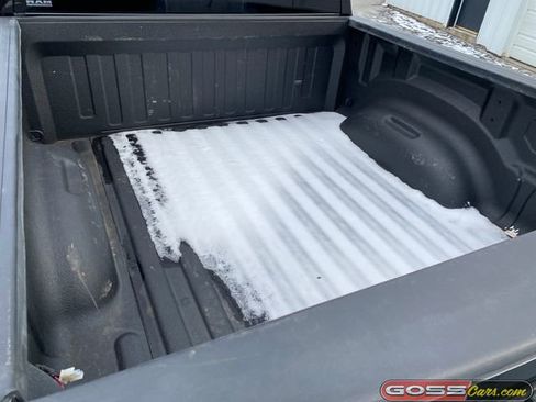 Used 2021 RAM 1500 Limited w/ Night Edition image 9