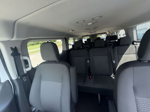 Used 2023 Ford Transit 350 XLT RWD image 22