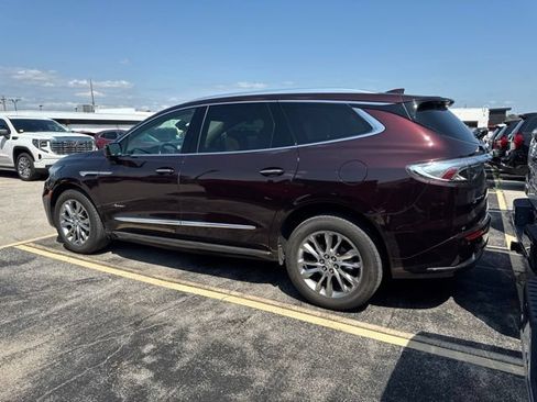 Used 2023 Buick Enclave Avenir w/ Avenir Technology Package AWD/4WD image 11