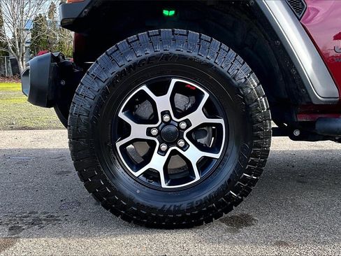 Used 2021 Jeep Wrangler Unlimited Rubicon image 12