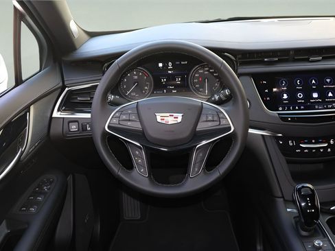 New 2026 Cadillac XT5 Premium Luxury FWD image 13