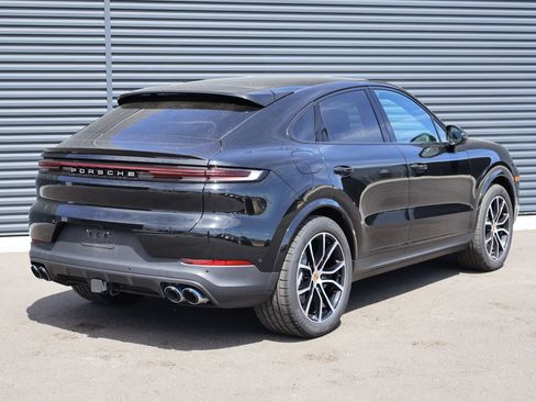 Used 2026 Porsche Cayenne Coupe AWD/4WD image 9