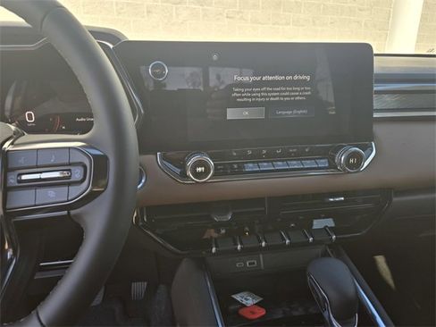 New 2026 GMC Canyon AT4 image 13