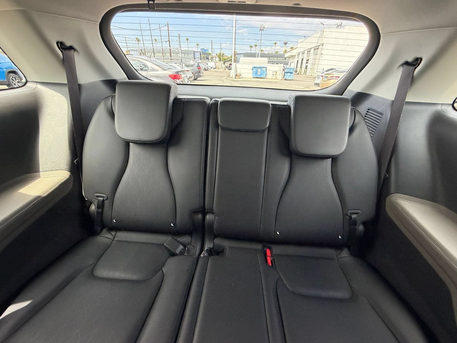 Used 2026 Kia Carnival FWD image 29