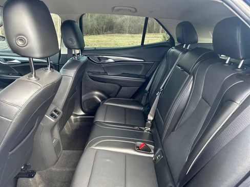 Used 2023 Buick Envision Essence AWD/4WD image 12
