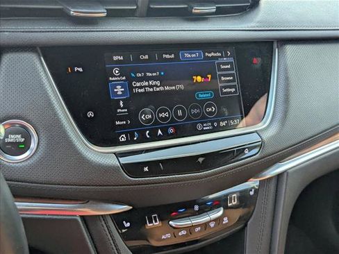 Used 2023 Cadillac XT5 Premium Luxury image 5