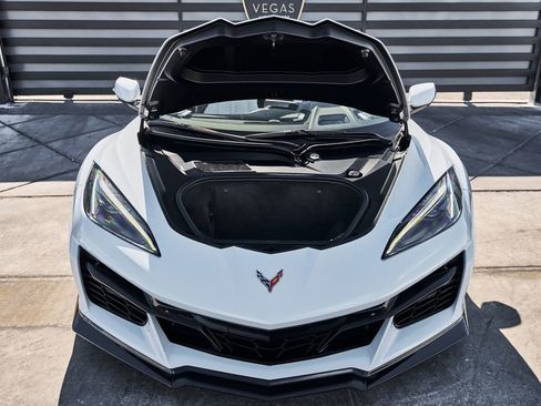 Used 2023 Chevrolet Corvette Z06 w/ Engine Appearance Package RWD image 16