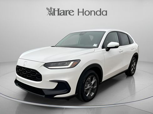Used 2026 Honda HR-V LX image 1