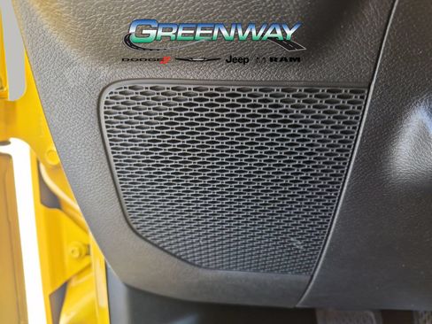 Used 2021 Jeep Wrangler Unlimited Sahara w/ Cold Weather Group AWD/4WD image 21