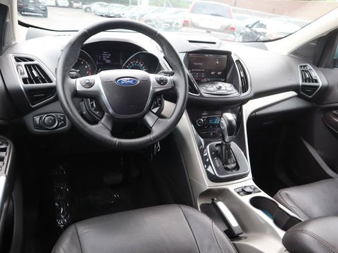 Used 2013 Ford Escape SEL w/ Class II Trailer Tow Pkg FWD image 17