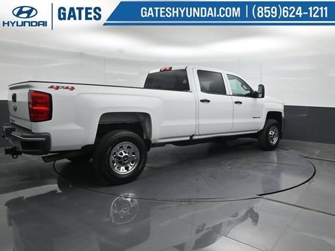 Used 2017 Chevrolet Silverado 3500 W/T AWD/4WD image 2