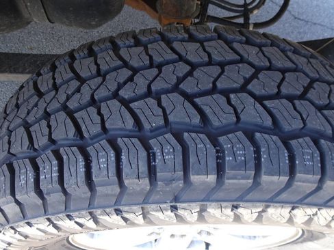 Used 2021 Ford F150 XLT w/ Trailer Tow Package image 12