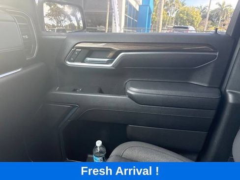Used 2023 Chevrolet Silverado 1500 LT RWD image 9