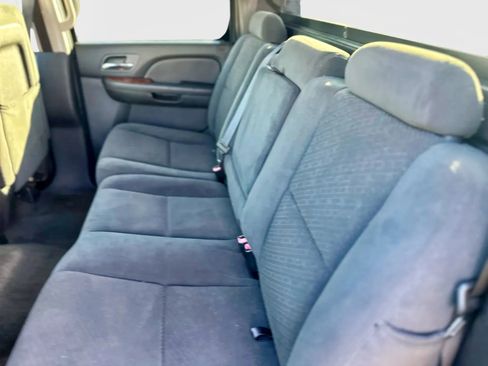 Used 2008 Chevrolet Avalanche LT image 17