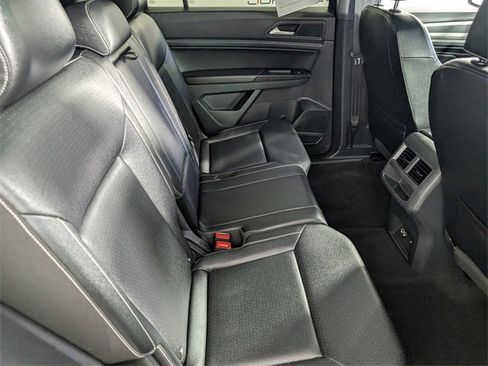 Used 2020 Volkswagen Atlas Cross Sport SEL R-Line image 22