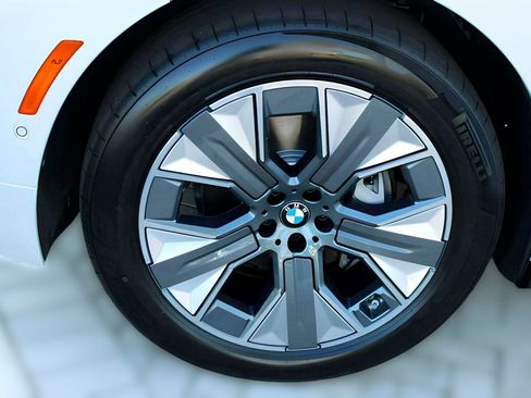 New 2026 BMW iX xDrive60 w/ Premium Package image 12