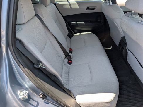 Used 2025 Toyota Corolla Cross L FWD image 5