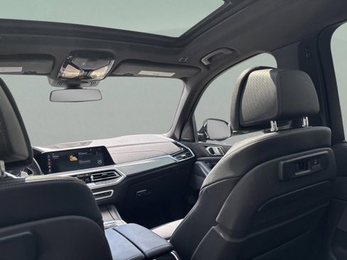 Used 2023 BMW X5 M50i w/ Executive Package image 26