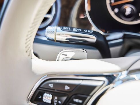 Used 2022 Bentley Flying Spur W12 AWD/4WD image 61