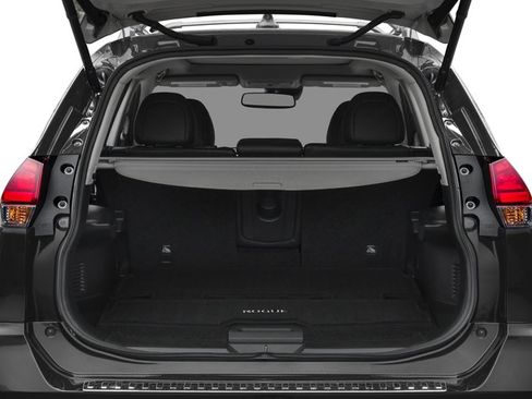 Used 2018 Nissan Rogue SL w/ Premium Package FWD image 12