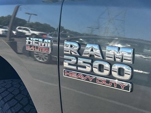Used 2017 RAM 2500 SLT RWD image 17