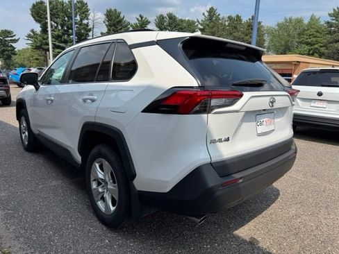 Used 2021 Toyota RAV4 XLE w/ XLE Grade Weather Package AWD/4WD image 5