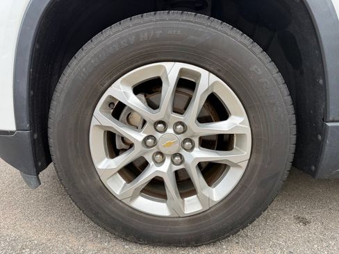 Used 2020 Chevrolet Traverse LS w/ LPO, Floor Liner Package FWD image 7