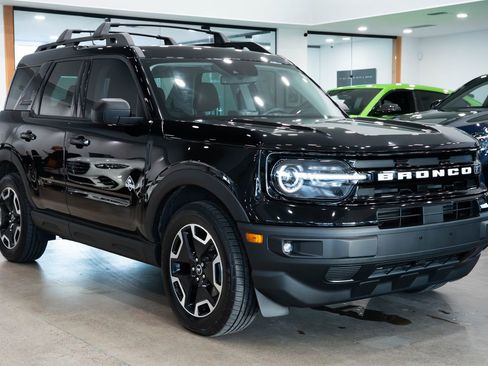 Used 2022 Ford Bronco Sport Outer Banks w/ Tech Package image 3