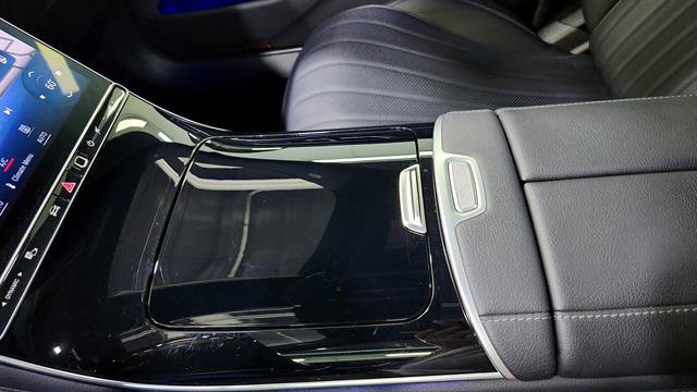 Used 2025 Mercedes-Benz S 500 4MATIC image 16