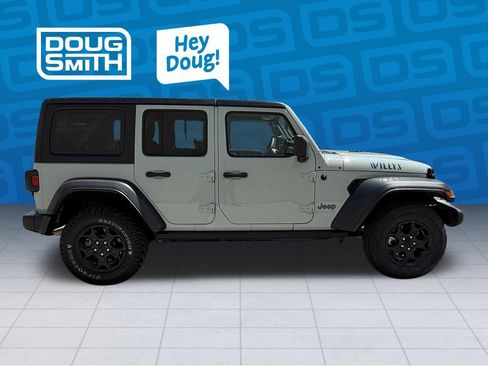 Used 2023 Jeep Wrangler Unlimited w/ Cold Weather Group AWD/4WD image 5