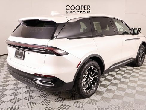 New 2026 Lincoln Nautilus Premier w/ Equipment Group 102A image 22