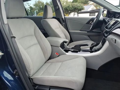 Used 2016 Honda Accord EX image 13