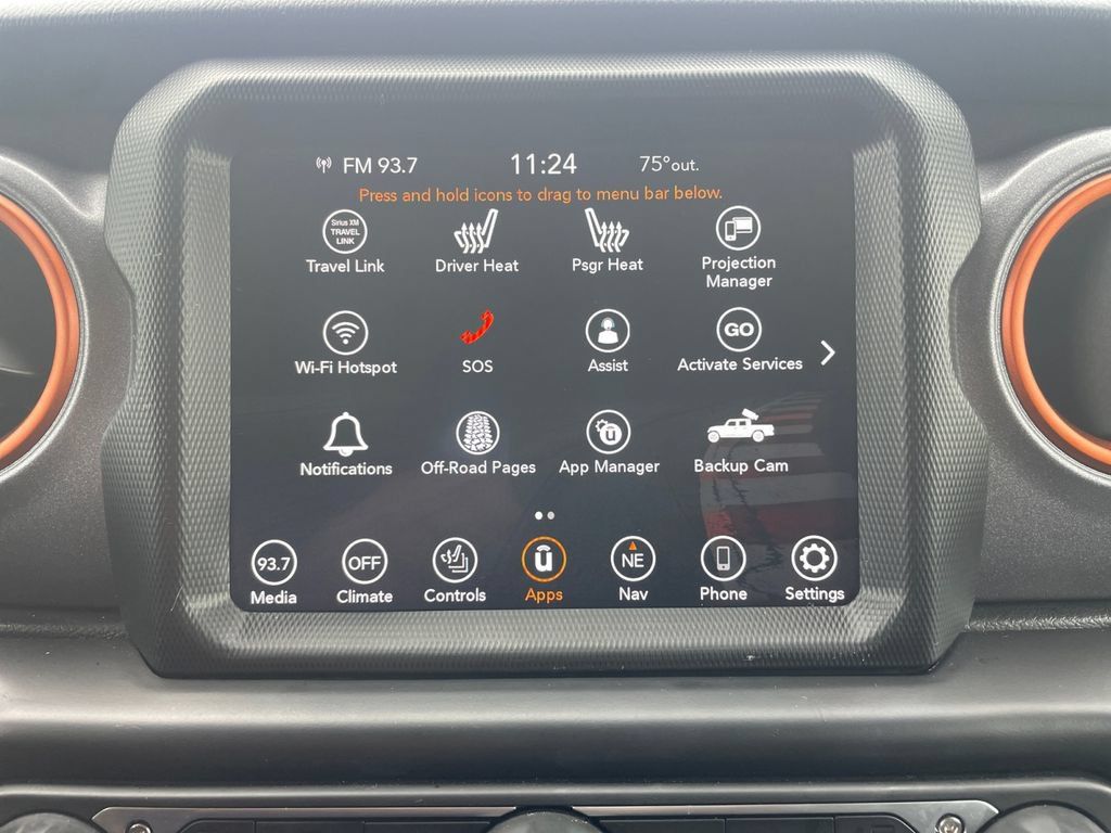 Used 2022 Jeep Gladiator Mojave w/ Cold Weather Group AWD/4WD image 29