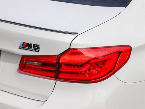 Used 2019 BMW M5 w/ Executive Package image 15