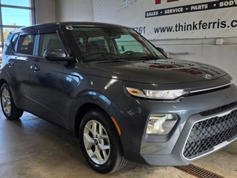 Used 2021 Kia Soul S image 9