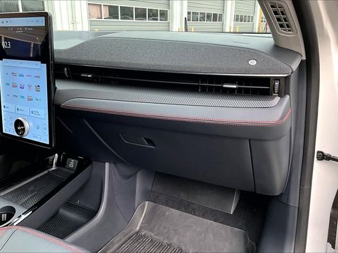 Used 2025 Ford Mustang Mach-E Premium w/ Sport Appearance Package image 18