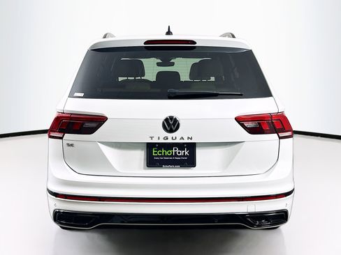 Used 2024 Volkswagen Tiguan SE R-Line image 7