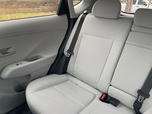 Used 2025 Hyundai Kona SEL image 42