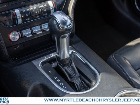 Used 2018 Ford Mustang Premium image 22