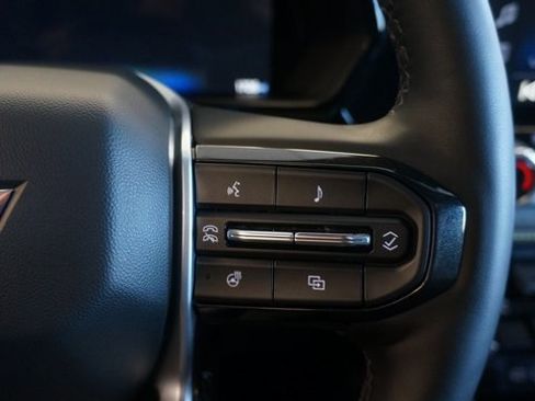 Used 2026 Chevrolet Colorado ZR2 w/ Technology Package image 24