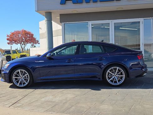 Used 2025 Audi A5 2.0T Premium Plus image 3