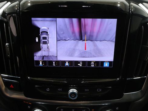 Used 2023 Chevrolet Traverse Premier w/ Redline Edition image 32