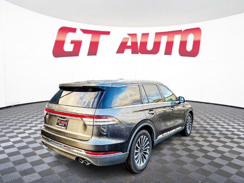 Used 2020 Lincoln Aviator Reserve w/ Elements Package Plus image 7