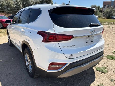 Used 2020 Hyundai Santa Fe SE AWD/4WD image 3