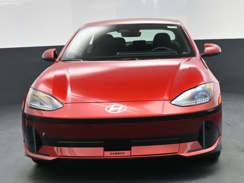 New 2025 Hyundai Ioniq 6 SE image 11